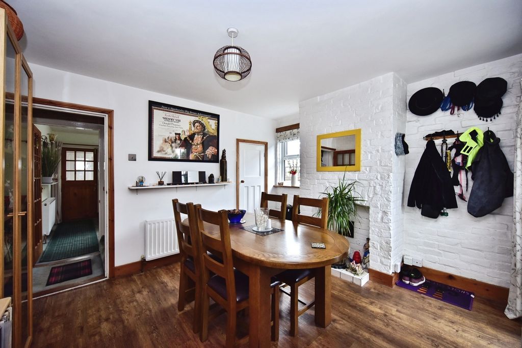 Property photo 3 of 19 Pbox-Img.Jpg