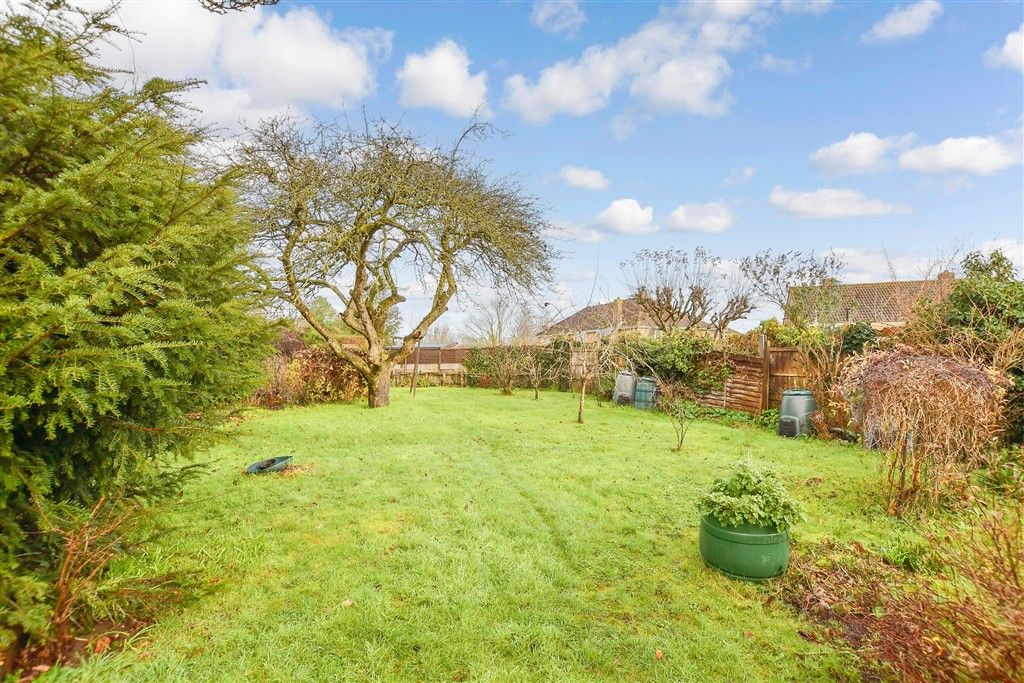 Property photo 2 of 15 Side Garden