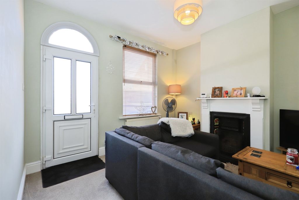 Property photo 3 of 18