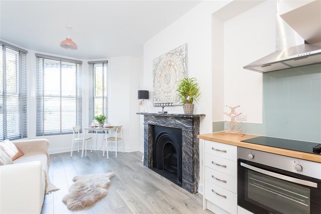 Property photo 2 of 8 Living Room