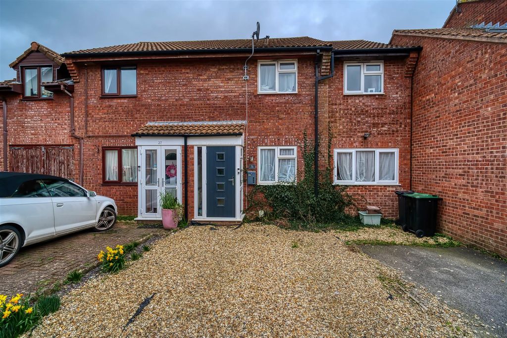 Property photo 1 of 9 Main