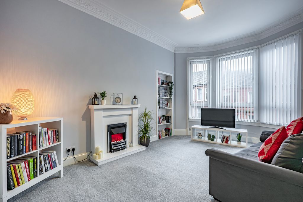 Property photo 2 of 27