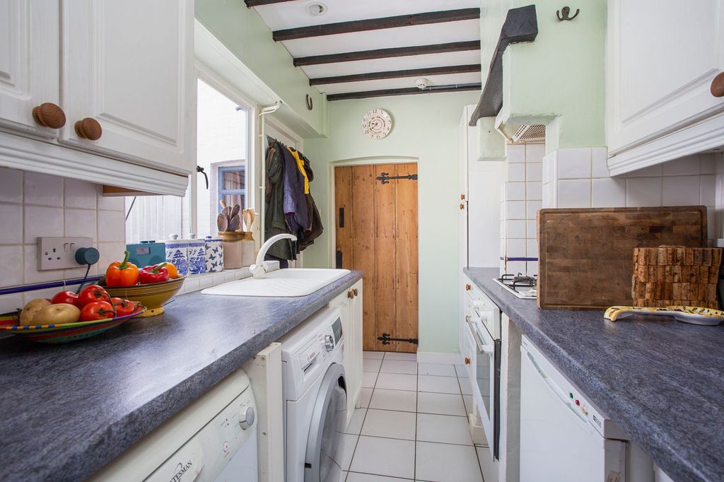 Property photo 3 of 14