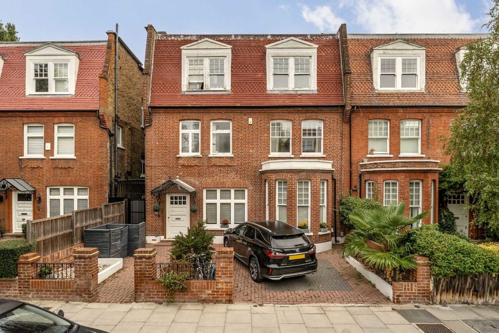 Property photo 1 of 7