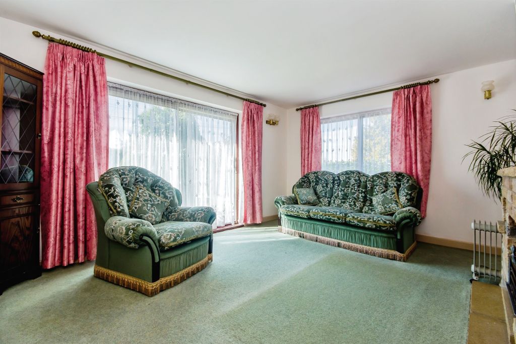 Property photo 2 of 18