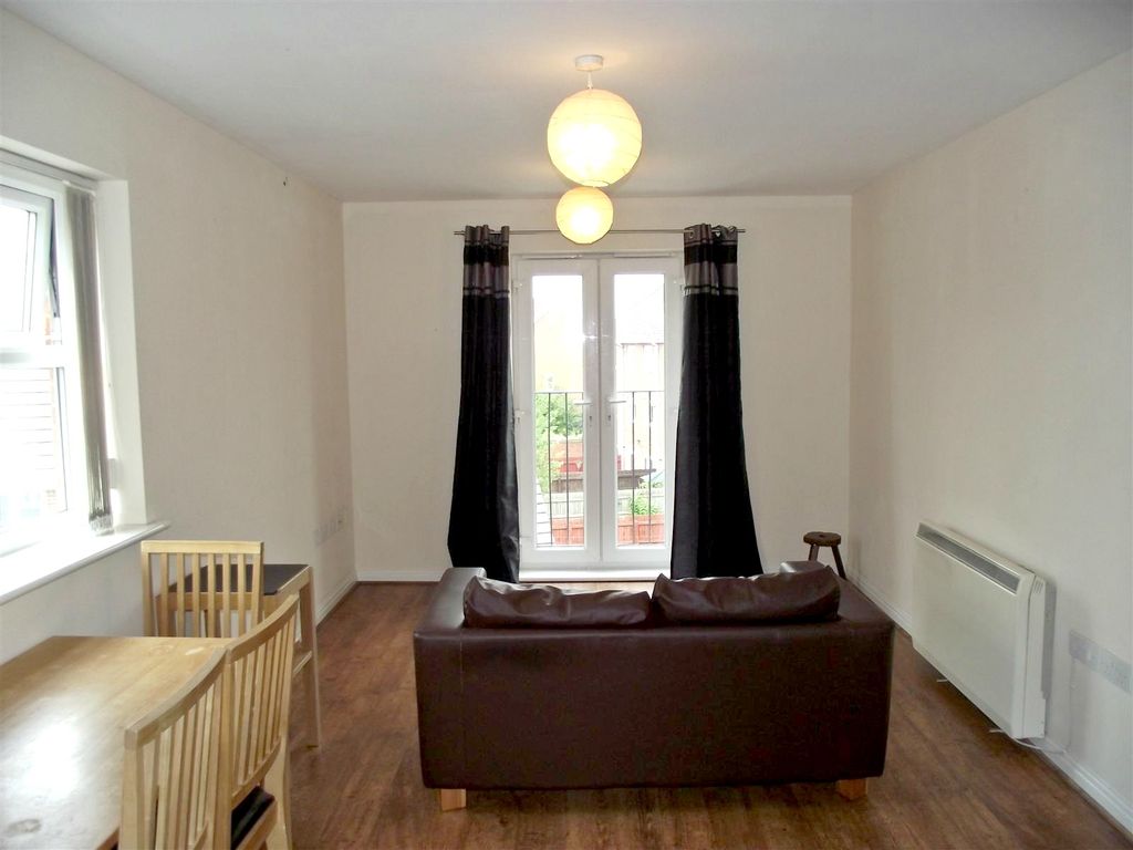 Property photo 2 of 6