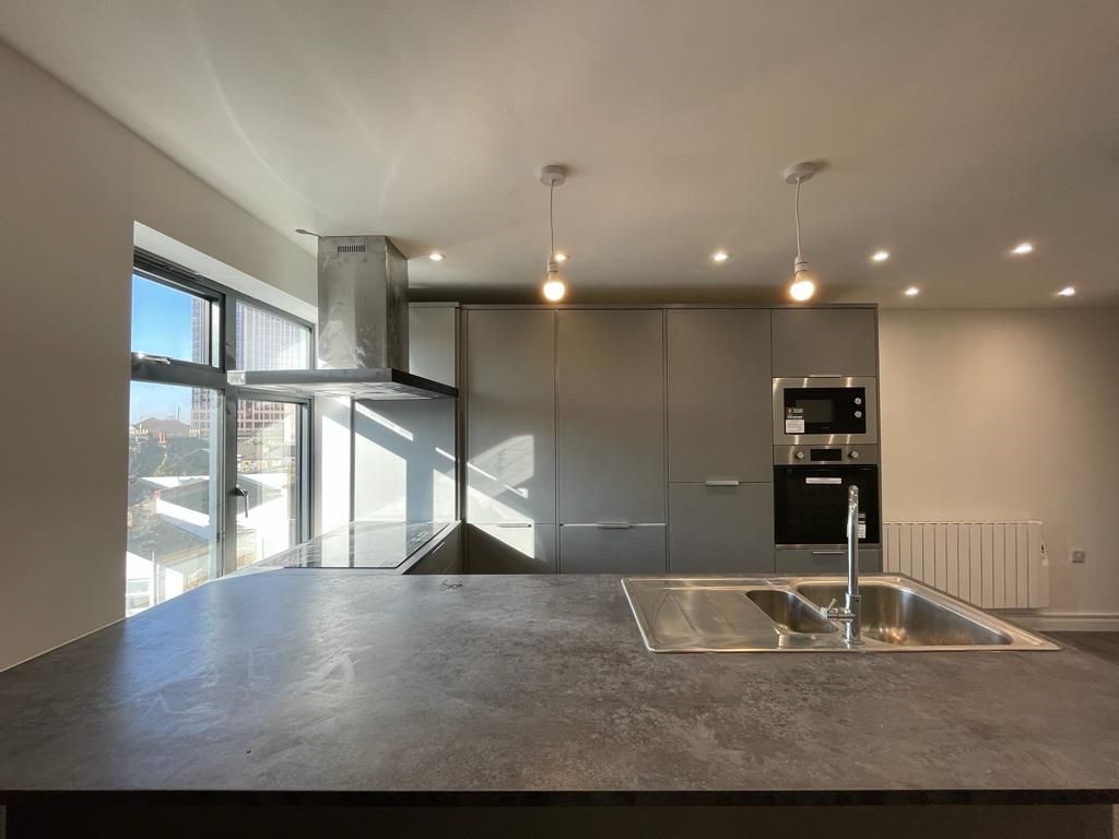 Property photo 3 of 5