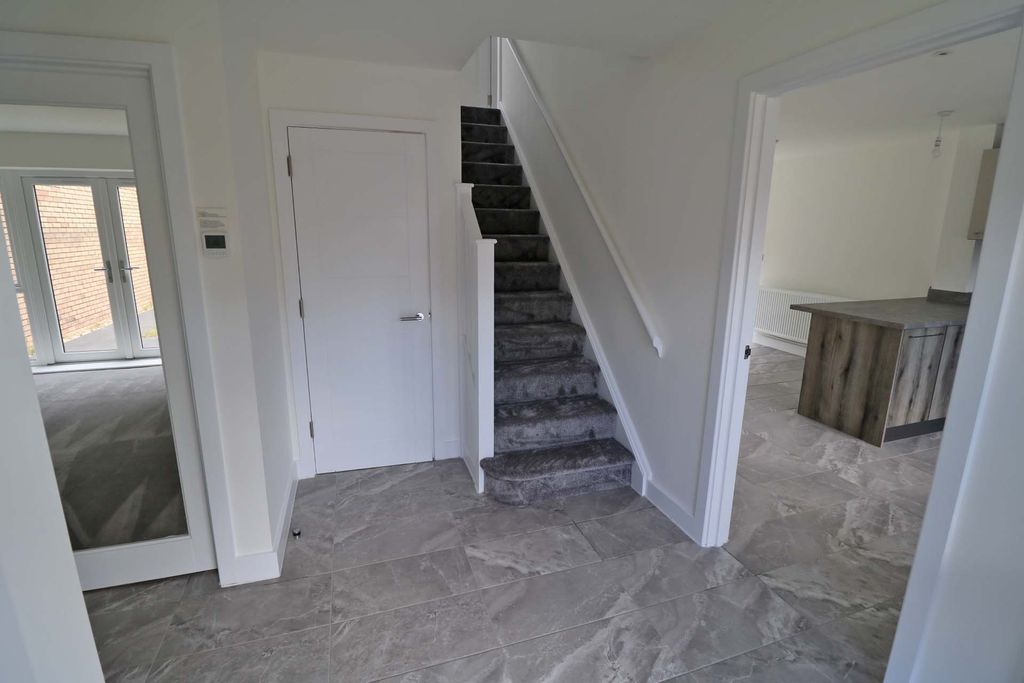 Property photo 2 of 4