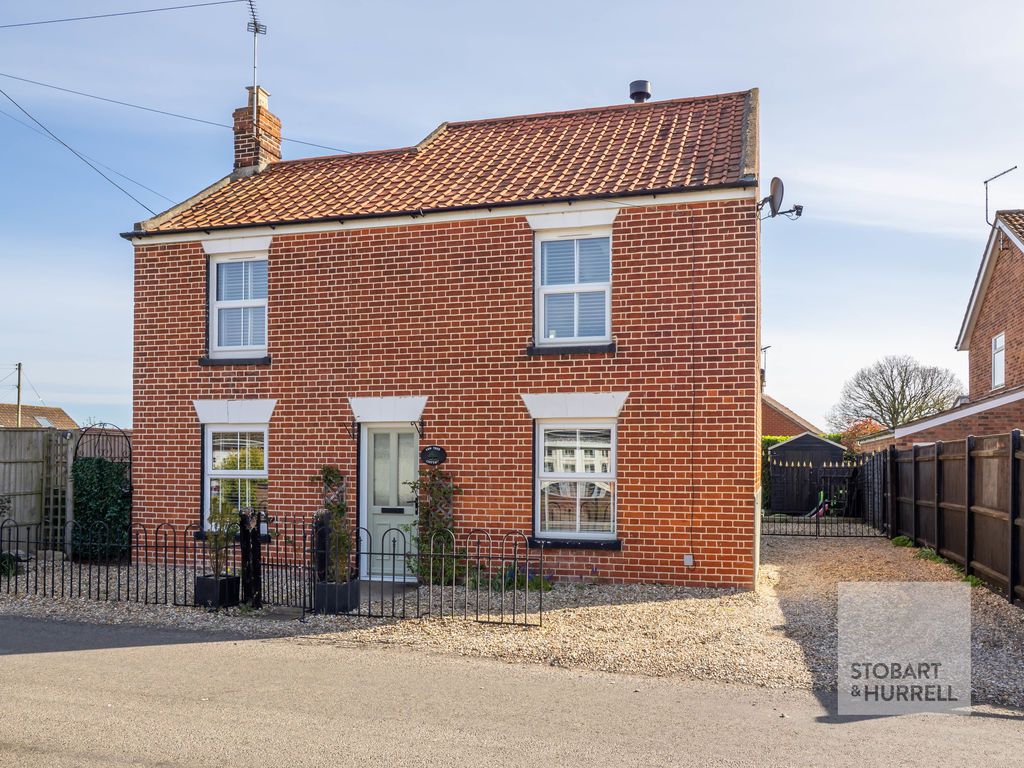 Property photo 1 of 24 Front