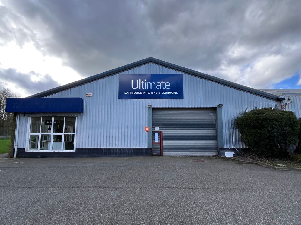 Property photo 2 of 11