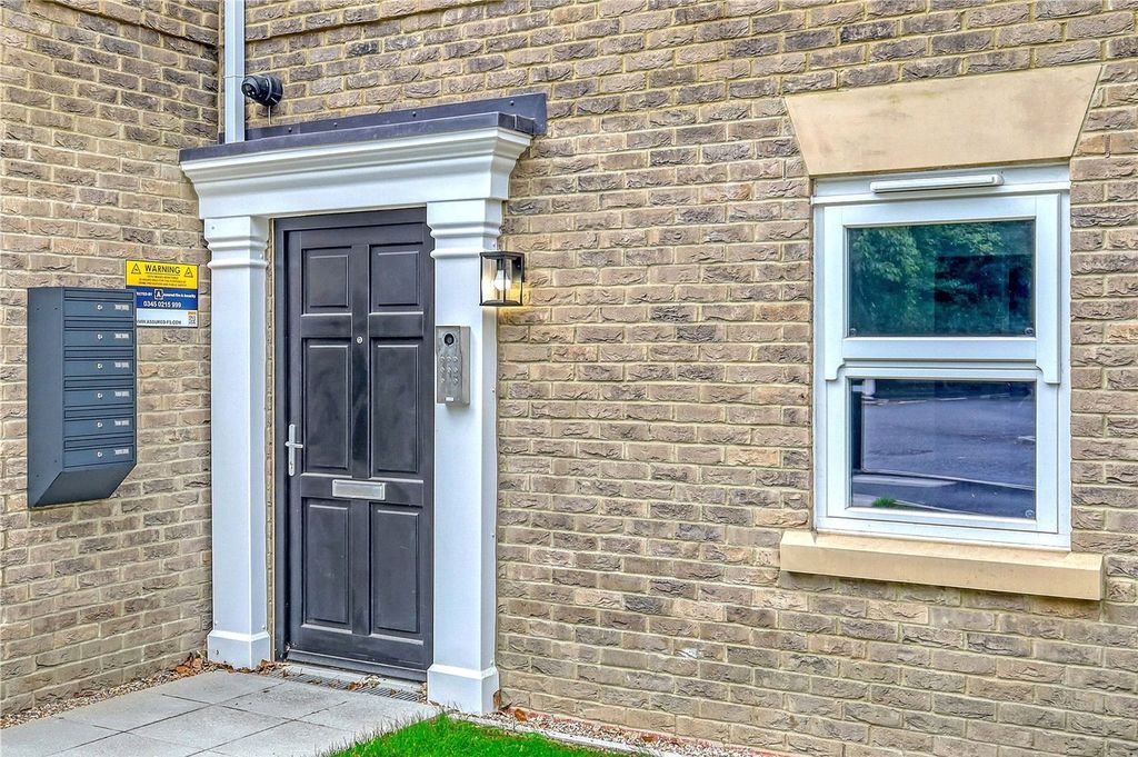 Property photo 2 of 7