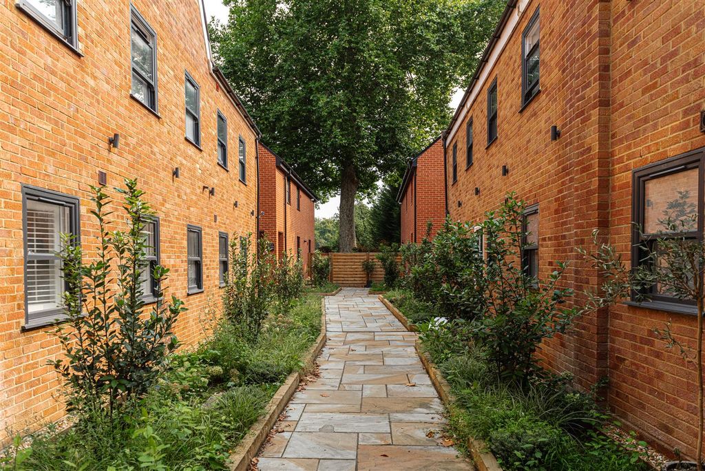 Property photo 1 of 12 10.Jpg