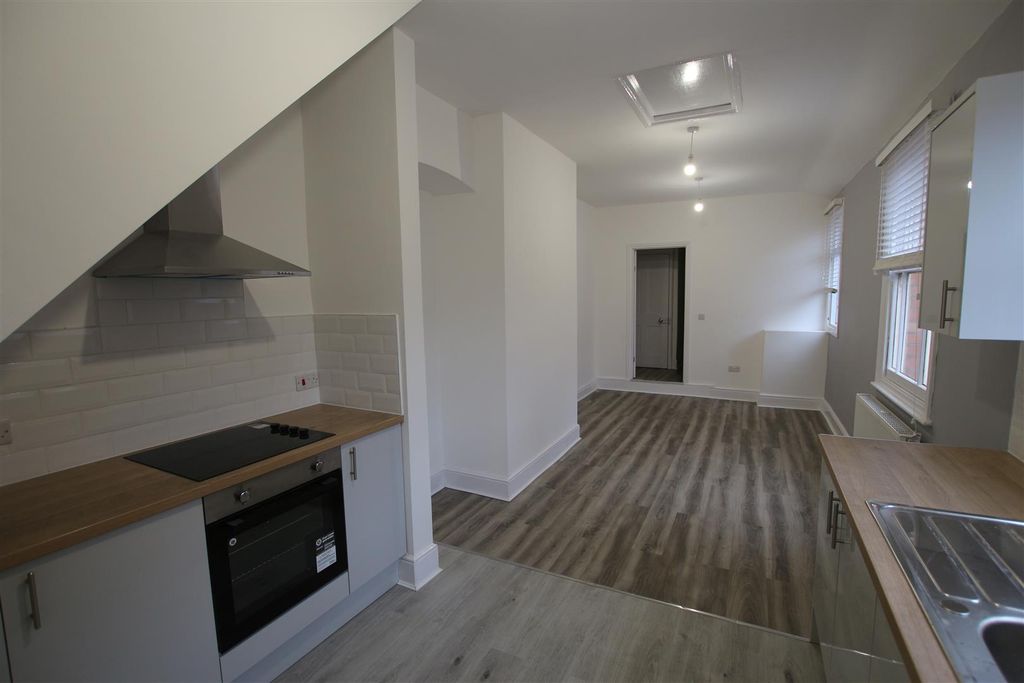 Property photo 2 of 10 Img_0360.Jpg