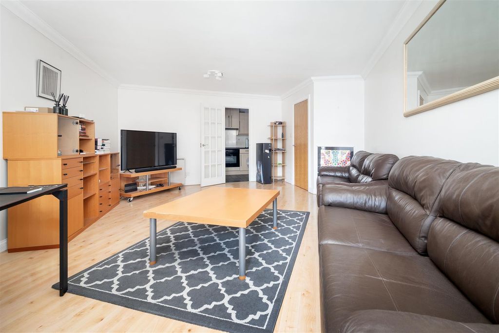 Property photo 2 of 9 P03 (38).Jpg