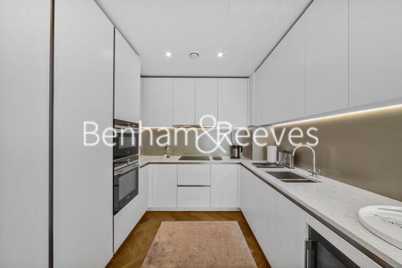 Property photo 2 of 32