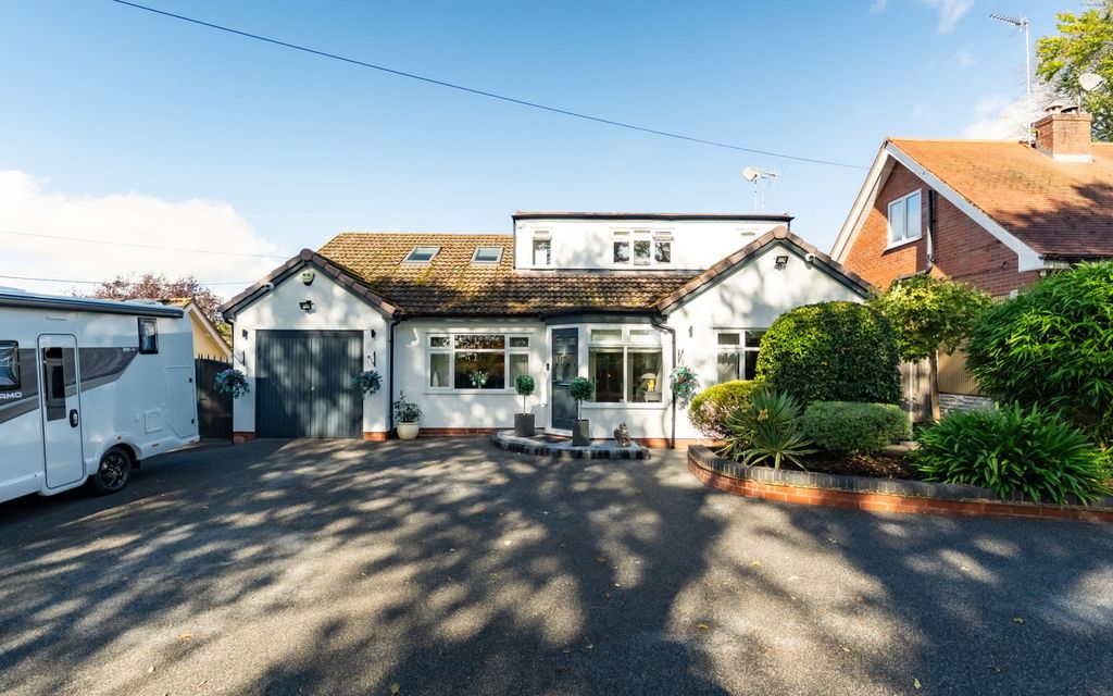Property photo 2 of 51