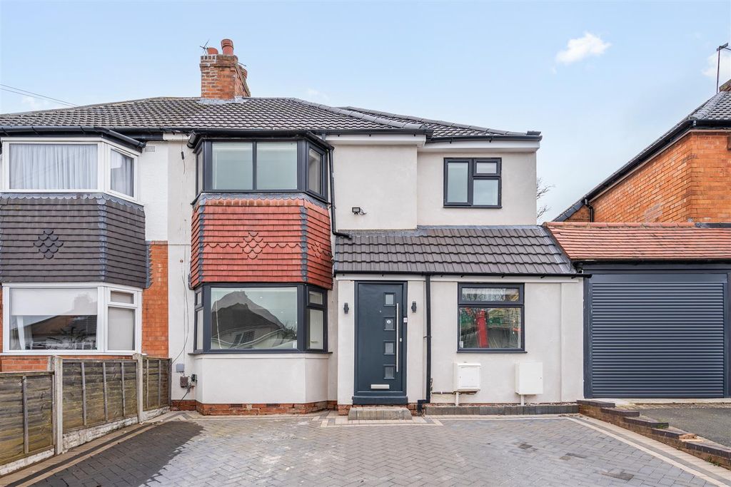 Property photo 1 of 16 21 Blythsford Road_23.Jpg