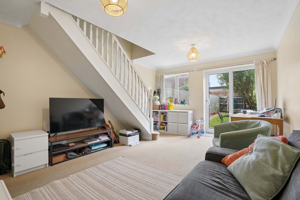 Property photo 2 of 12