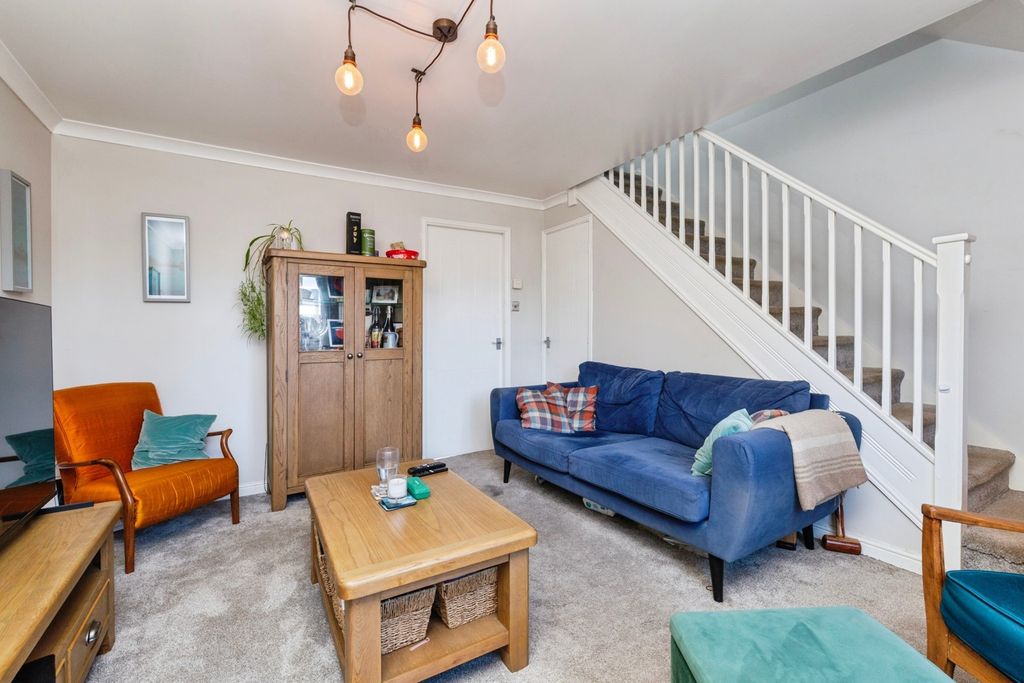 Property photo 3 of 16 Pbox-Img.Jpg