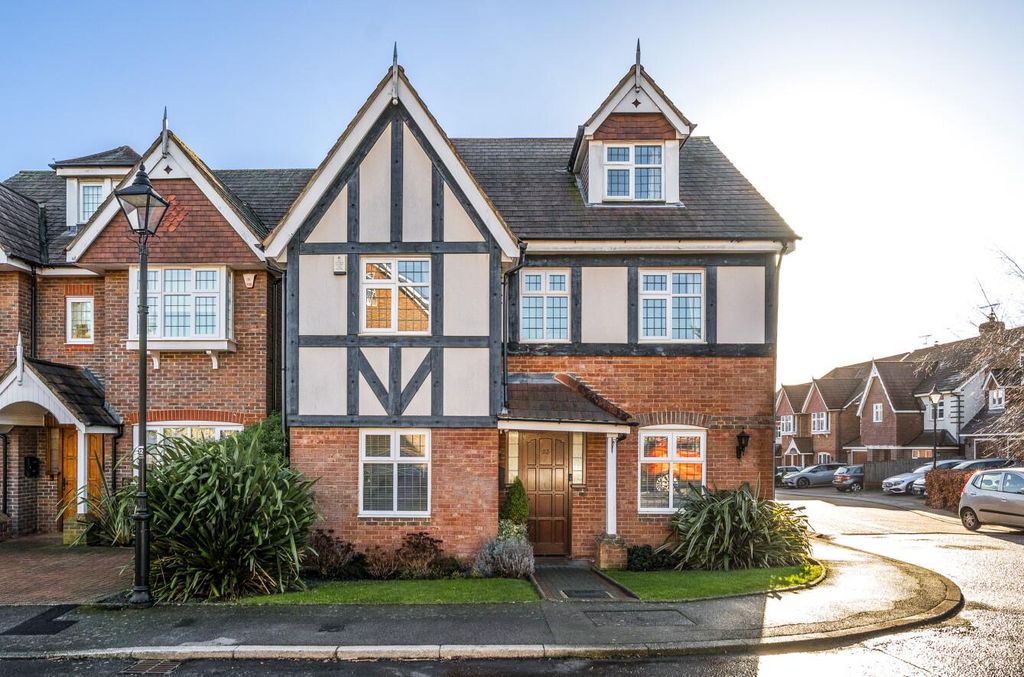 Property photo 1 of 19 Davidson Frost-Wellings, Dfw, Front.Jpg