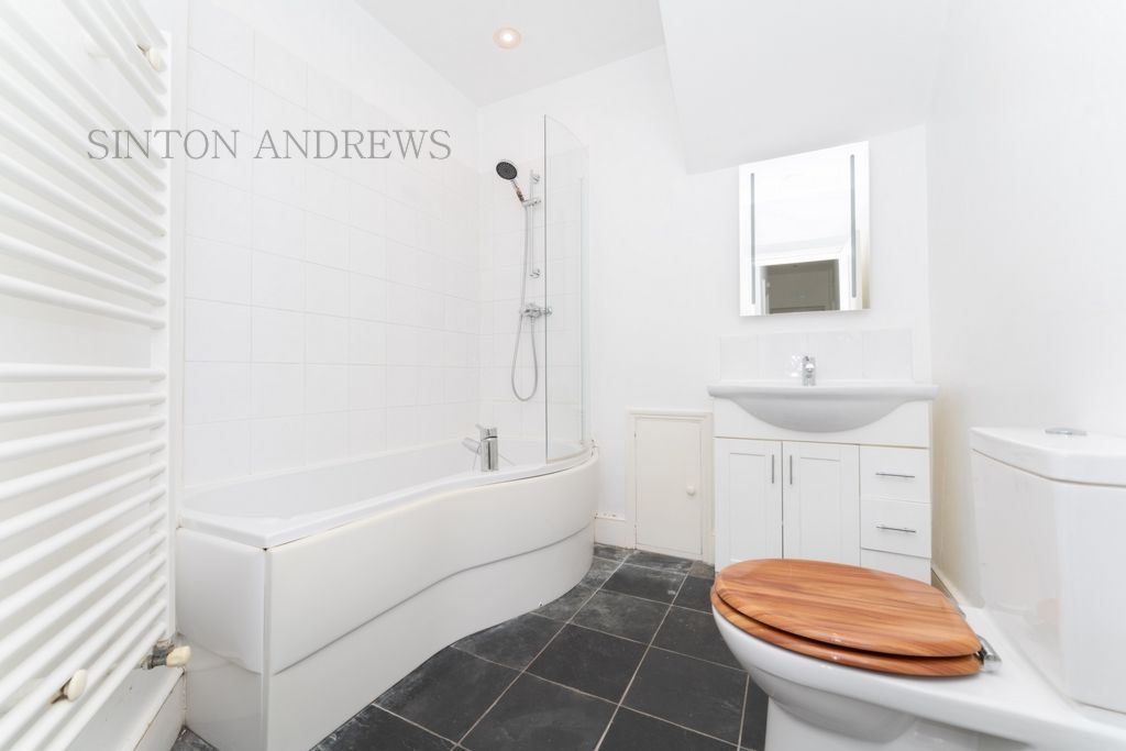 Property photo 3 of 15 Photo 6