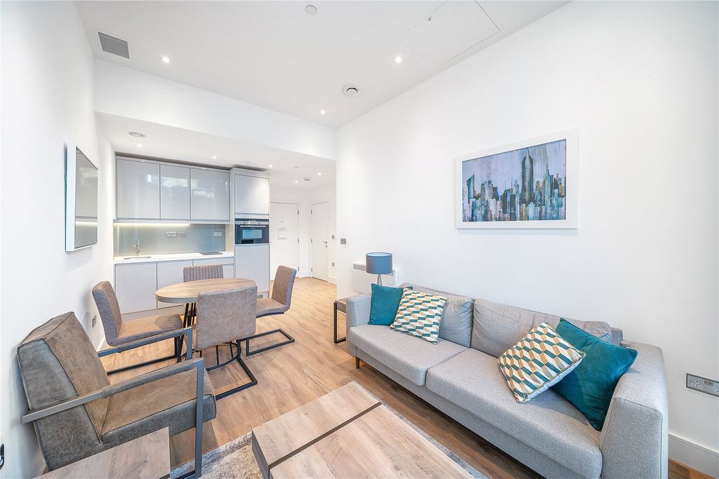 Property photo 2 of 8 Picture No. 07