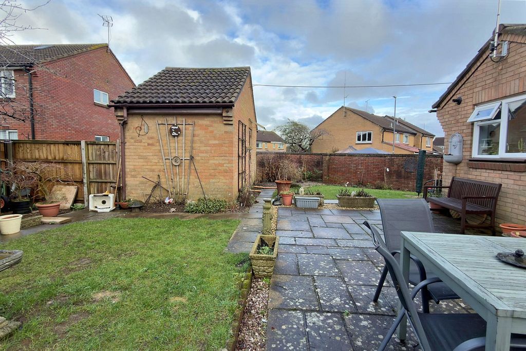 Property photo 2 of 13