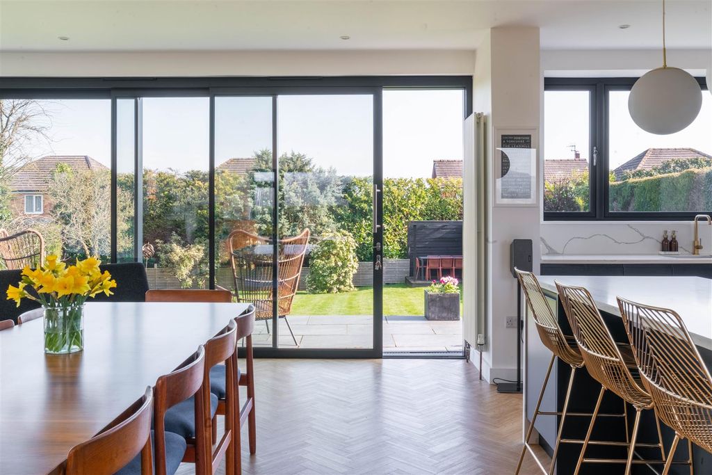 Property photo 3 of 61 Open Plan Living-14.Jpg