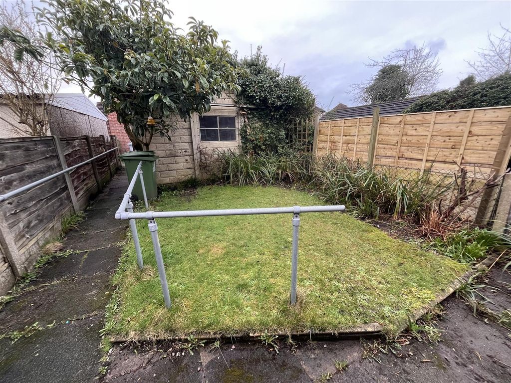 Property photo 3 of 14