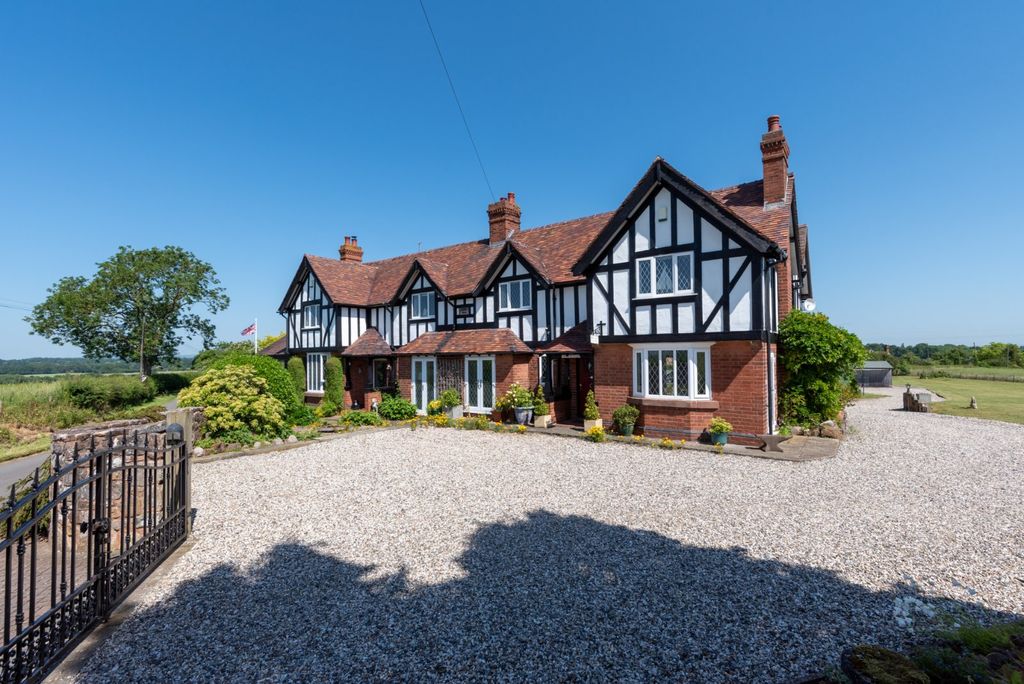 Property photo 3 of 34 Kingslow House