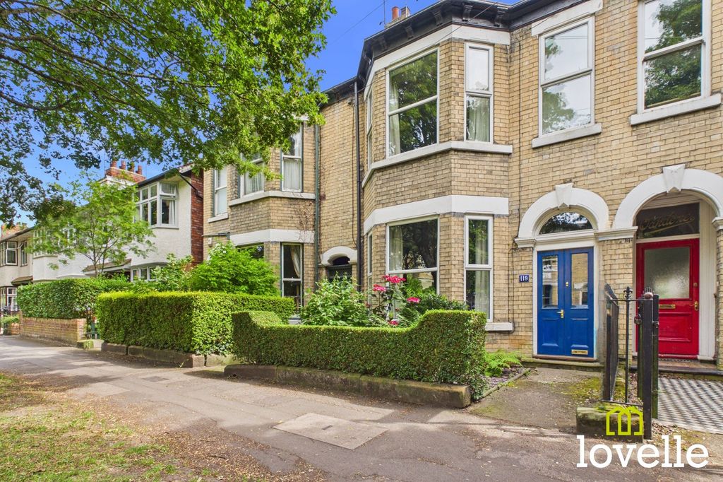 Property photo 1 of 65