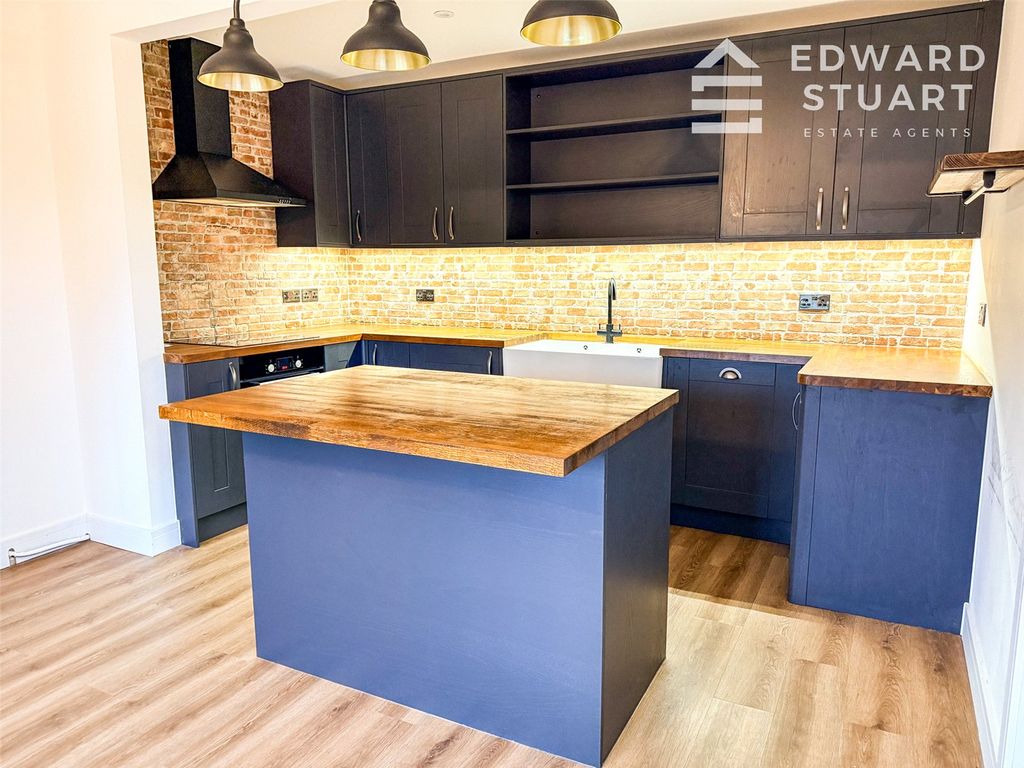 Property photo 3 of 20 Picture No. 15