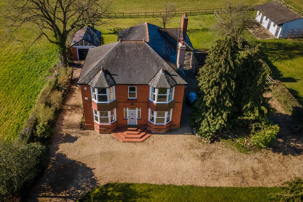 Property photo 1 of 39 Rosemount 150325-101 (3)