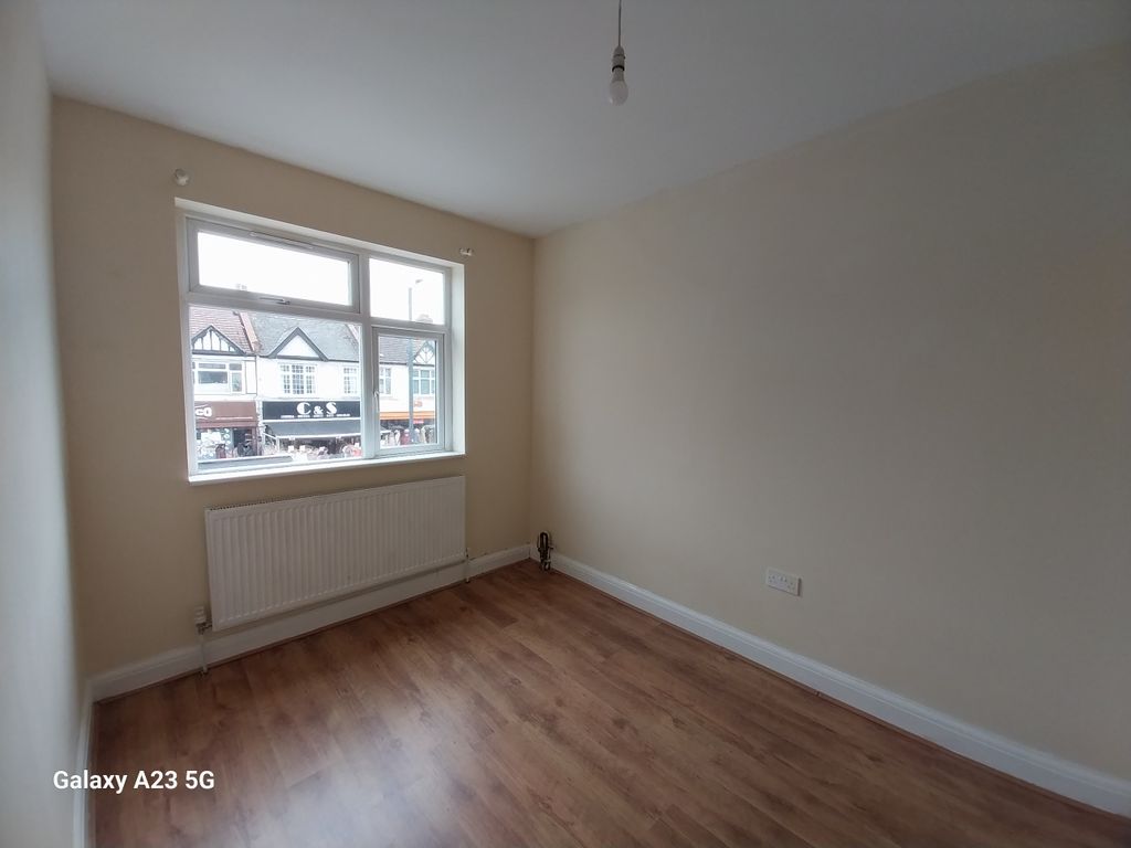 Property photo 2 of 17 Photo