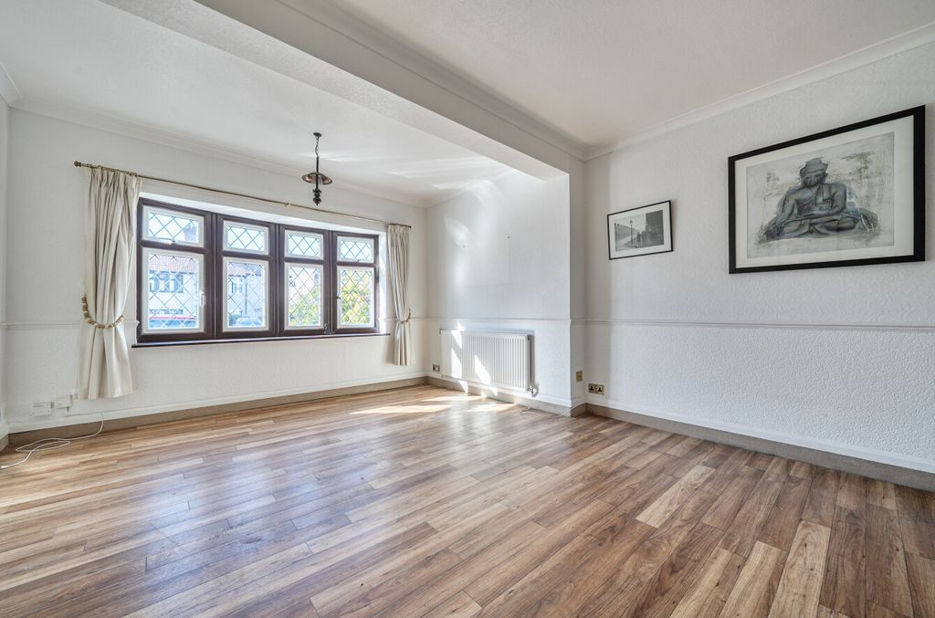 Property photo 3 of 21 Reception Room