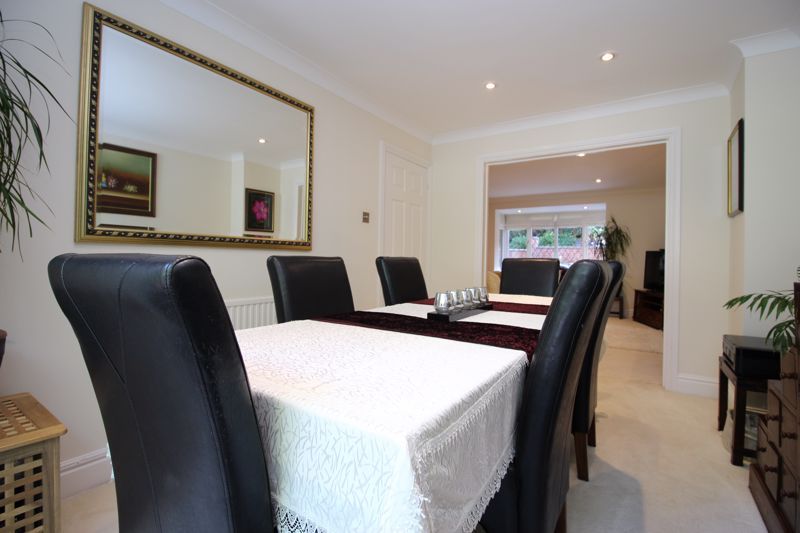 Property photo 3 of 18 Dining Room