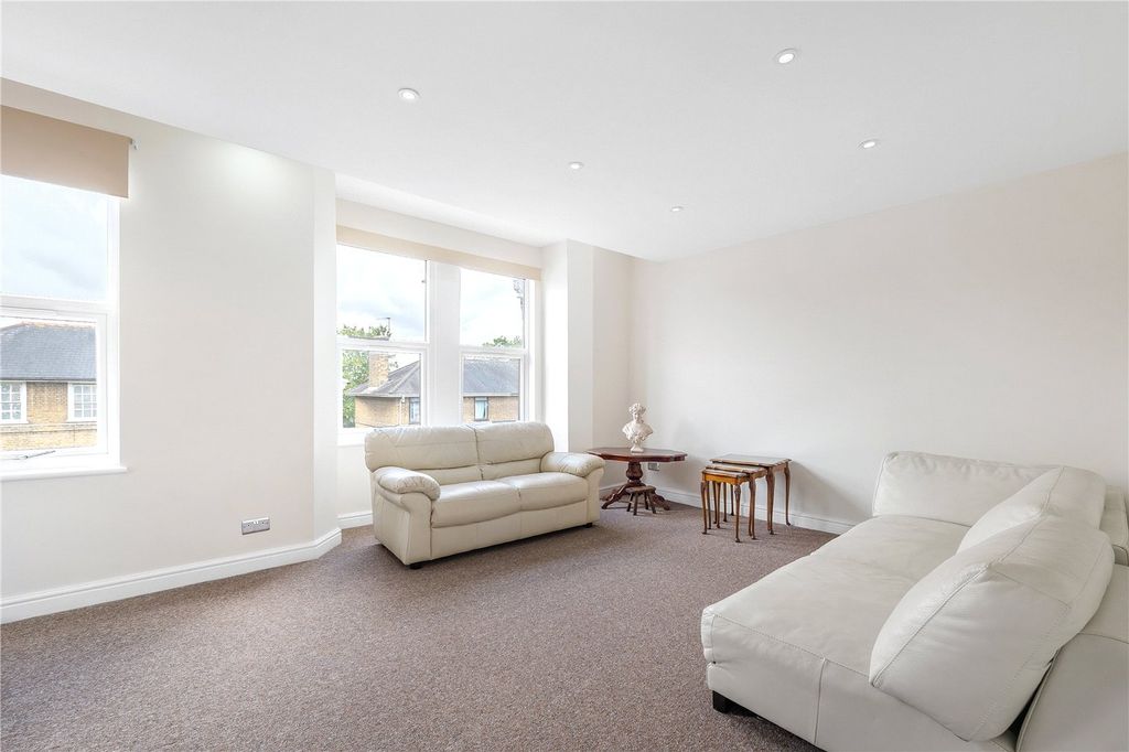 Property photo 1 of 12 Reception Room P1