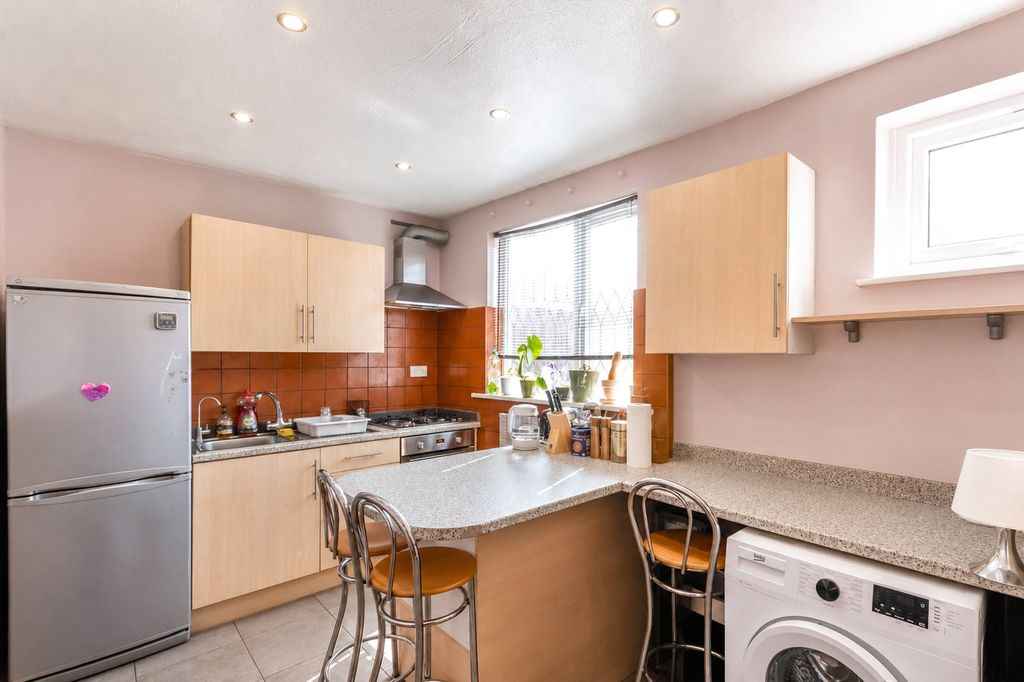 Property photo 2 of 13 Picture No. 04