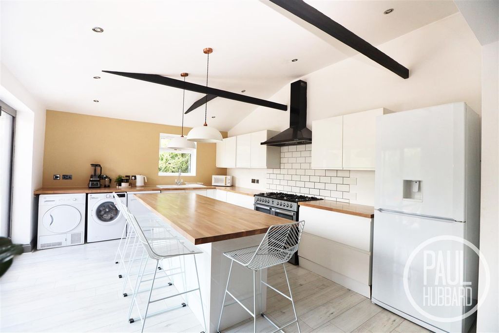 Property photo 3 of 26 7R5A2575.Jpg
