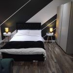 Property photo 2 of 31