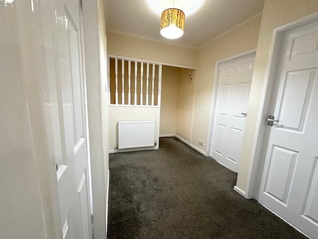 Property photo 2 of 10 Landing