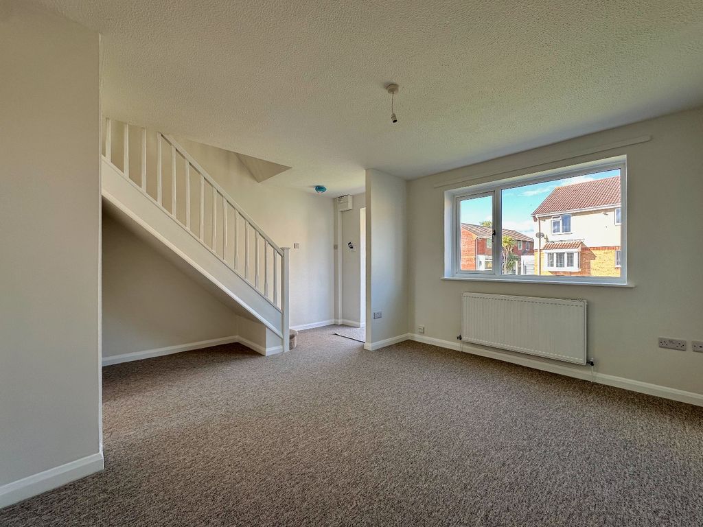 Property photo 2 of 18 5545113
