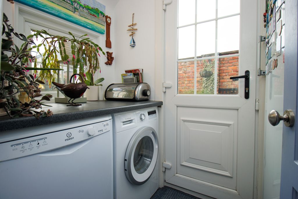 Additional image 5 of 4 bed cottage for saleReynolds Street, Filey YO14