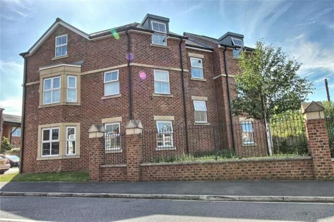 Property photo 1 of 9