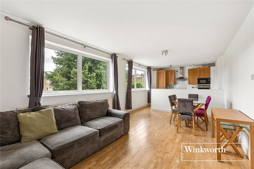Property photo 1 of 14 Picture No. 05