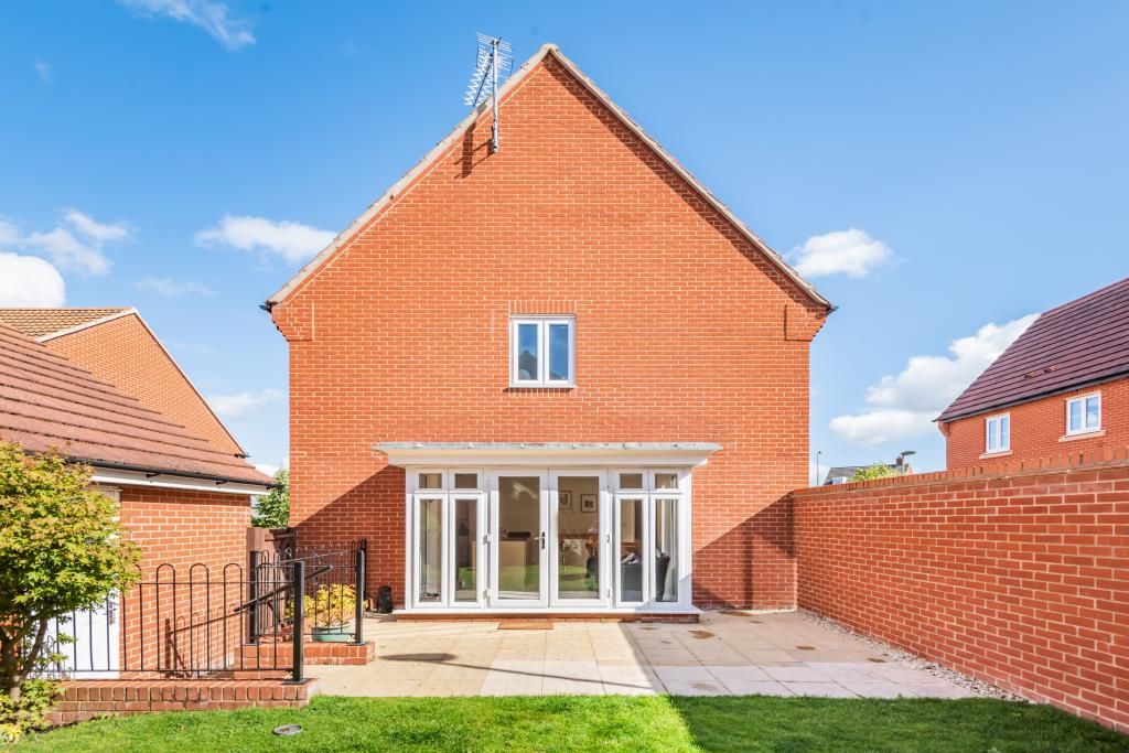 Property photo 3 of 10 Garden