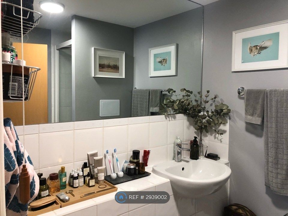 Property photo 3 of 10 En-Suite