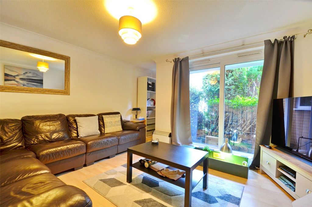 Property photo 1 of 10 Picture No. 13