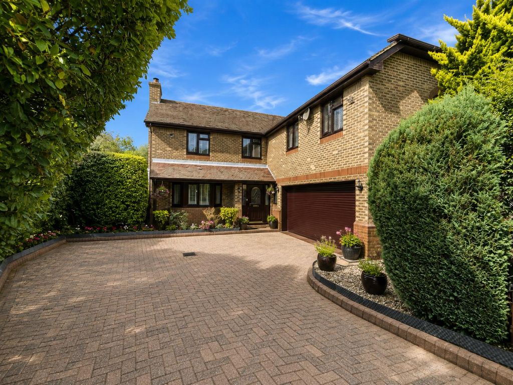 Property photo 2 of 36 3400Cfac-2076-4C8A-A298-9D95Ed3C6B06.Png