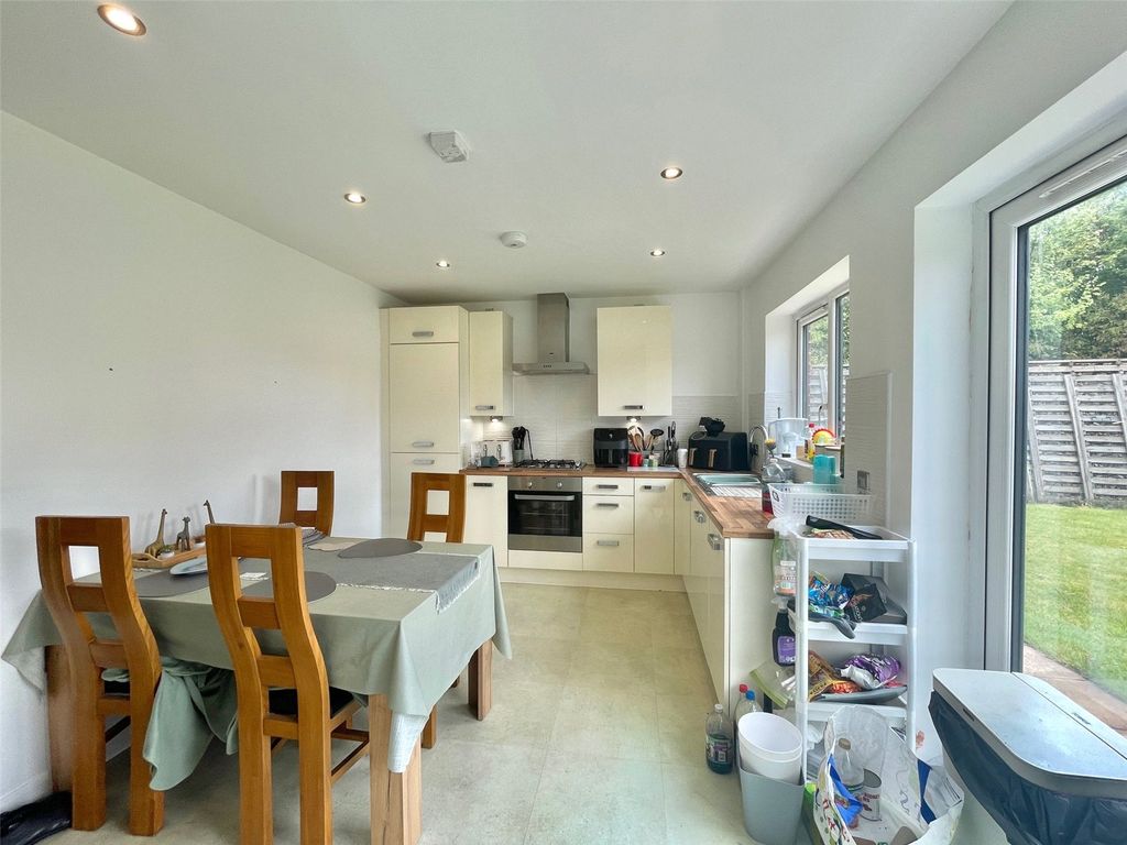 Property photo 3 of 18 Picture No. 34